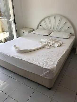 아파트호텔 Goencue Apart Otel *