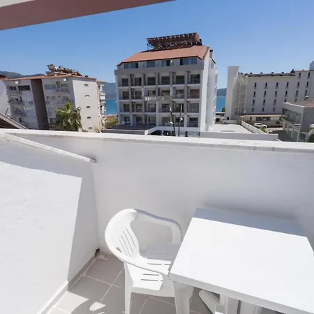 Aparthotel Goencue Apart Otel